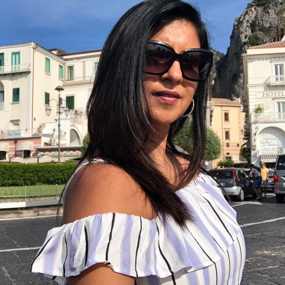 Striped off the shoulder cropped jumpsuit - Picture 6 of 8